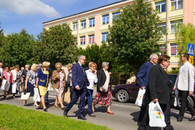 Przemarsz uczestników Jubileuszu 100-lecia Jagiełły